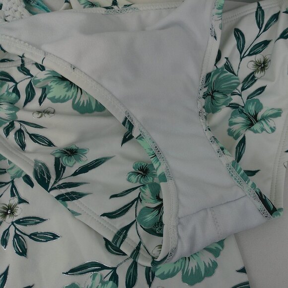 Ann Cole Tankini Racerback Macrame Set - Picture 10 of 12